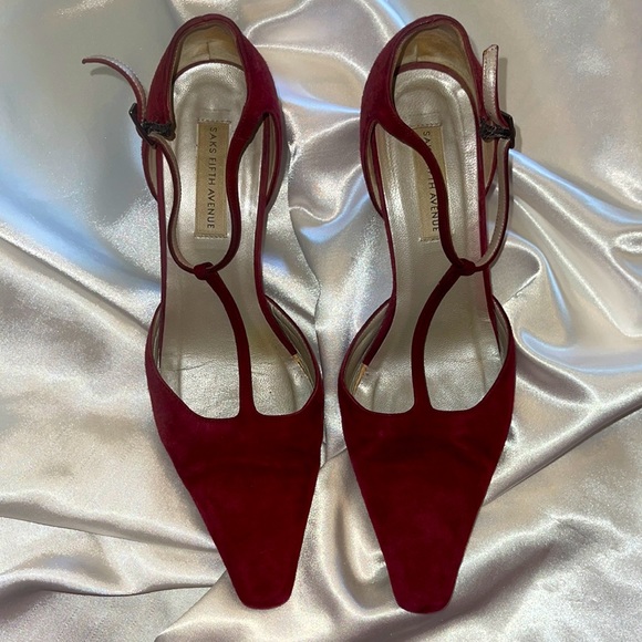 Saks Fifth Avenue Shoes Saks Fifth Avenue Kitten Heel Poshmark